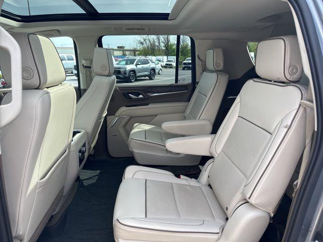 used 2022 GMC Yukon XL car, priced at $56,992