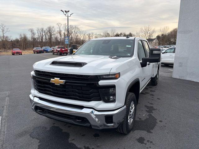 new 2025 Chevrolet Silverado 2500 car, priced at $72,043