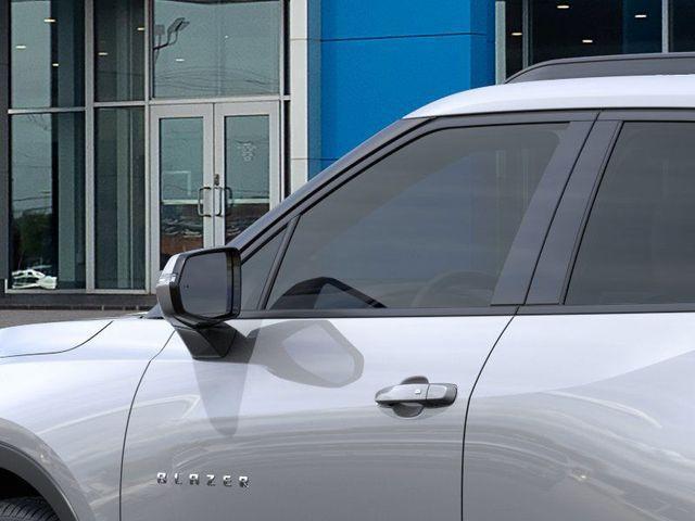 new 2025 Chevrolet Blazer car, priced at $45,505