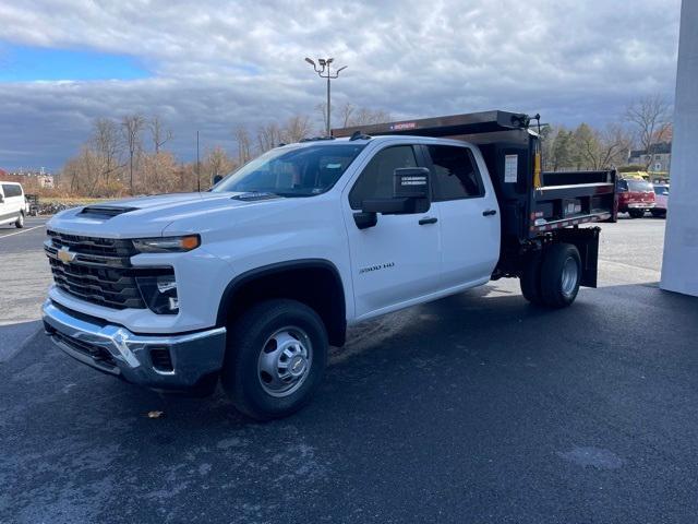 new 2024 Chevrolet Silverado 3500 car, priced at $70,381