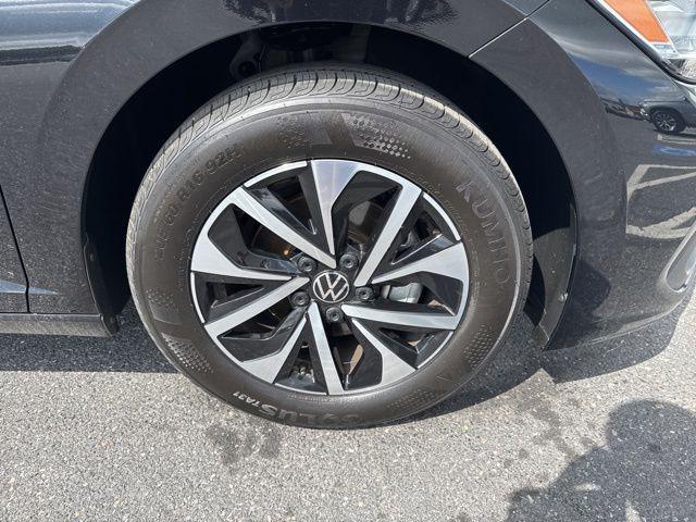 used 2023 Volkswagen Jetta car, priced at $19,992