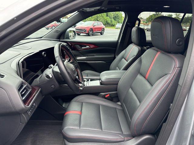used 2024 Chevrolet Traverse car, priced at $51,820