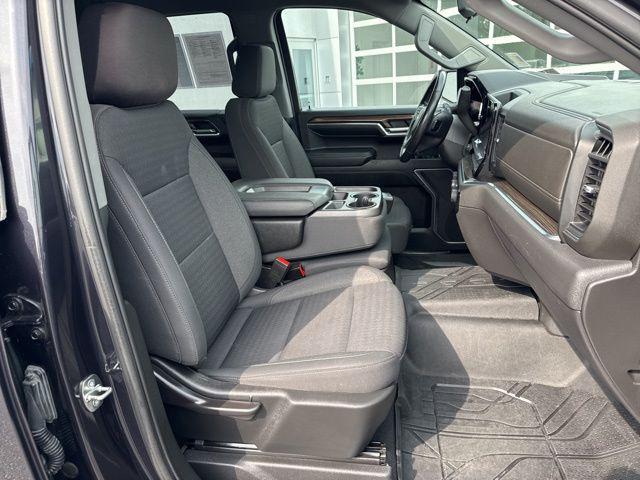 used 2022 Chevrolet Silverado 1500 car, priced at $38,680