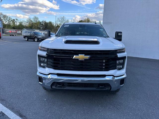 new 2025 Chevrolet Silverado 3500 car, priced at $73,405