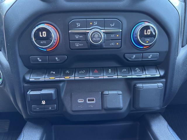used 2022 Chevrolet Silverado 1500 car, priced at $41,620