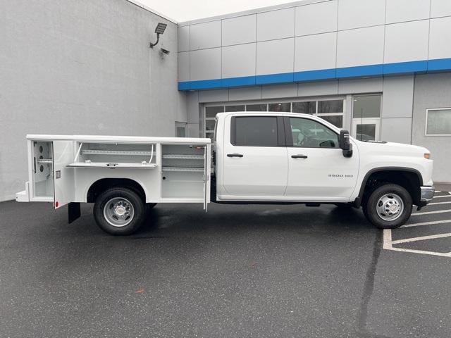 new 2025 Chevrolet Silverado 3500 car, priced at $73,380