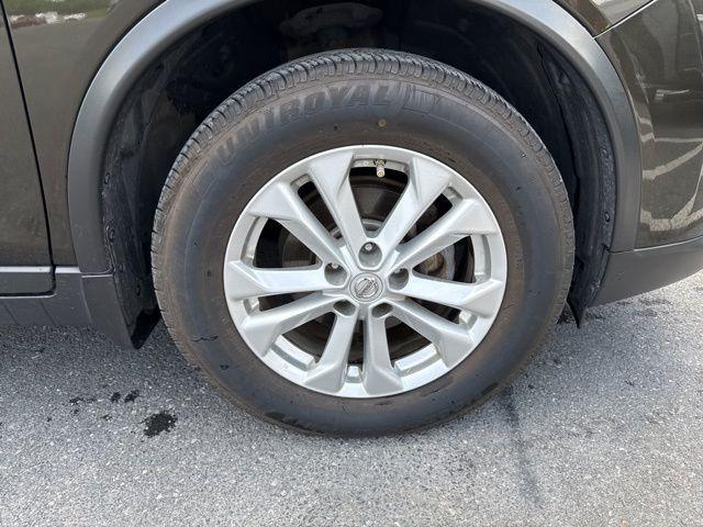 used 2015 Nissan Rogue car, priced at $10,992