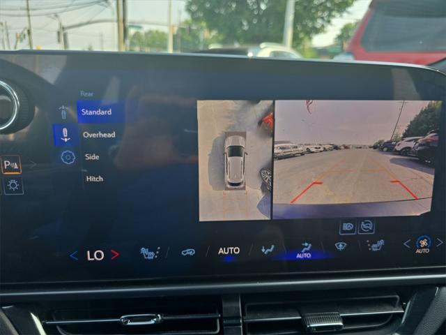 used 2024 Chevrolet Equinox EV car, priced at $29,000