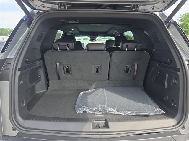 new 2025 Chevrolet Traverse car, priced at $46,970