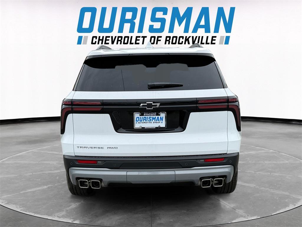 new 2026 Chevrolet Traverse car, priced at $43,598