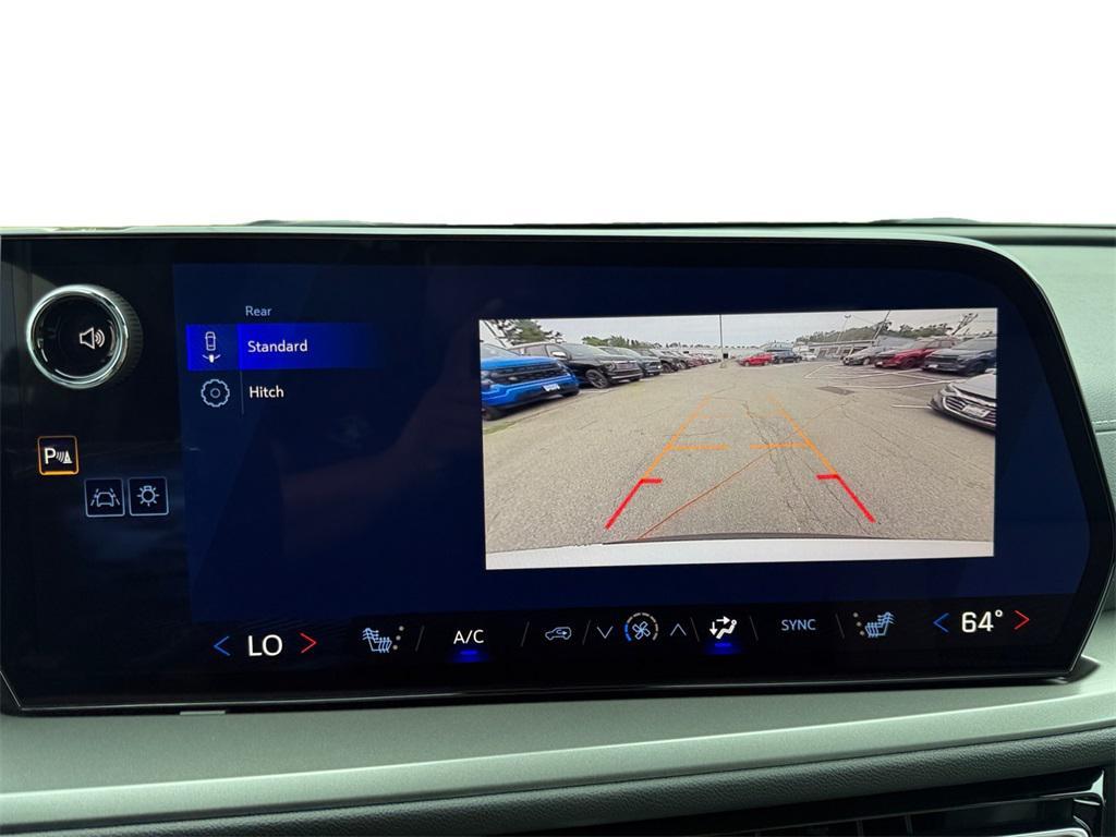 new 2026 Chevrolet Traverse car, priced at $43,598