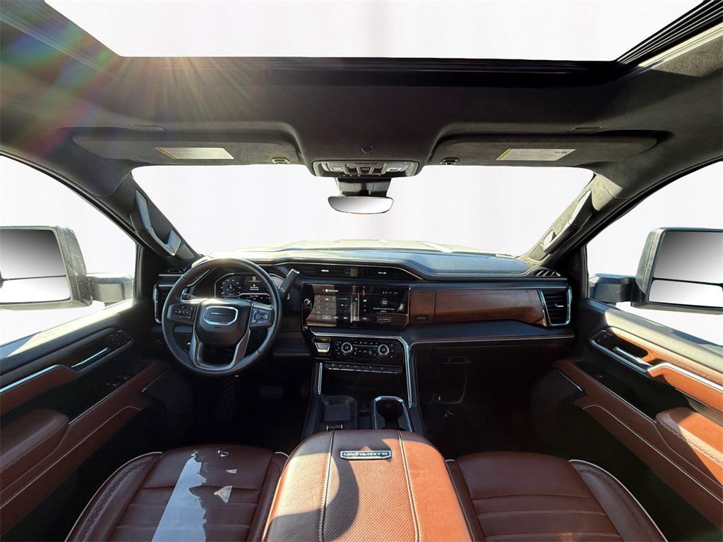 used 2025 GMC Sierra 2500 car, priced at $78,000