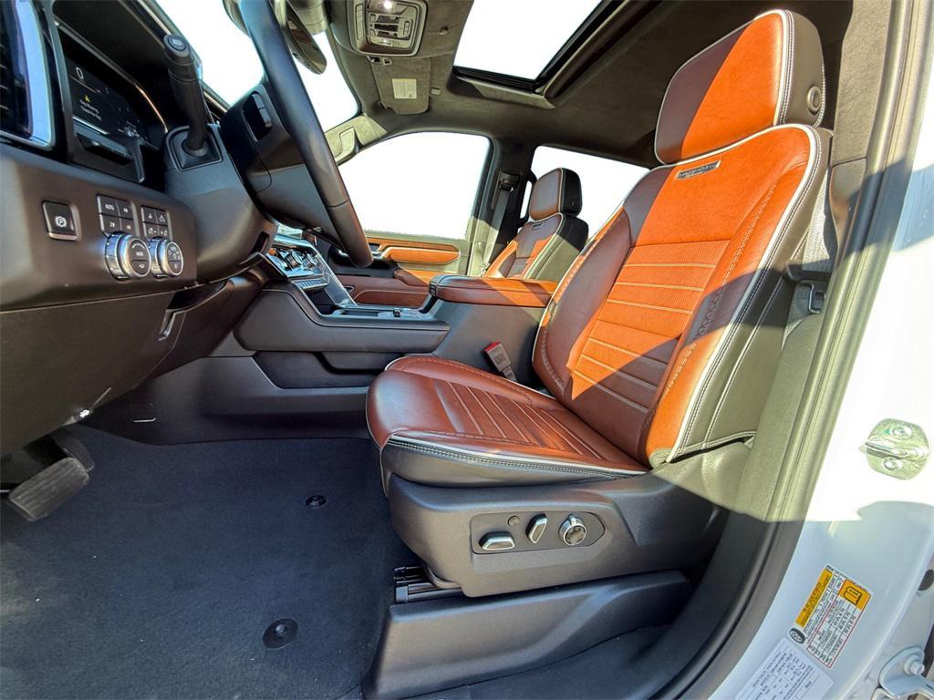 used 2025 GMC Sierra 2500 car, priced at $78,000