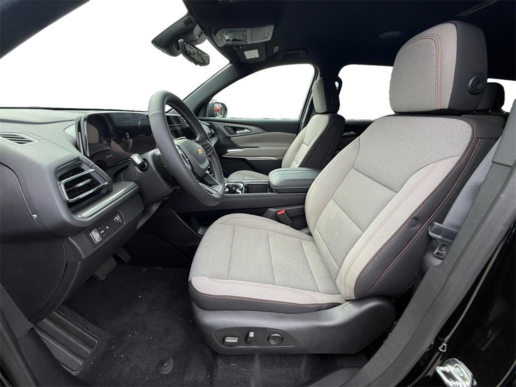 new 2026 Chevrolet Traverse car, priced at $41,558
