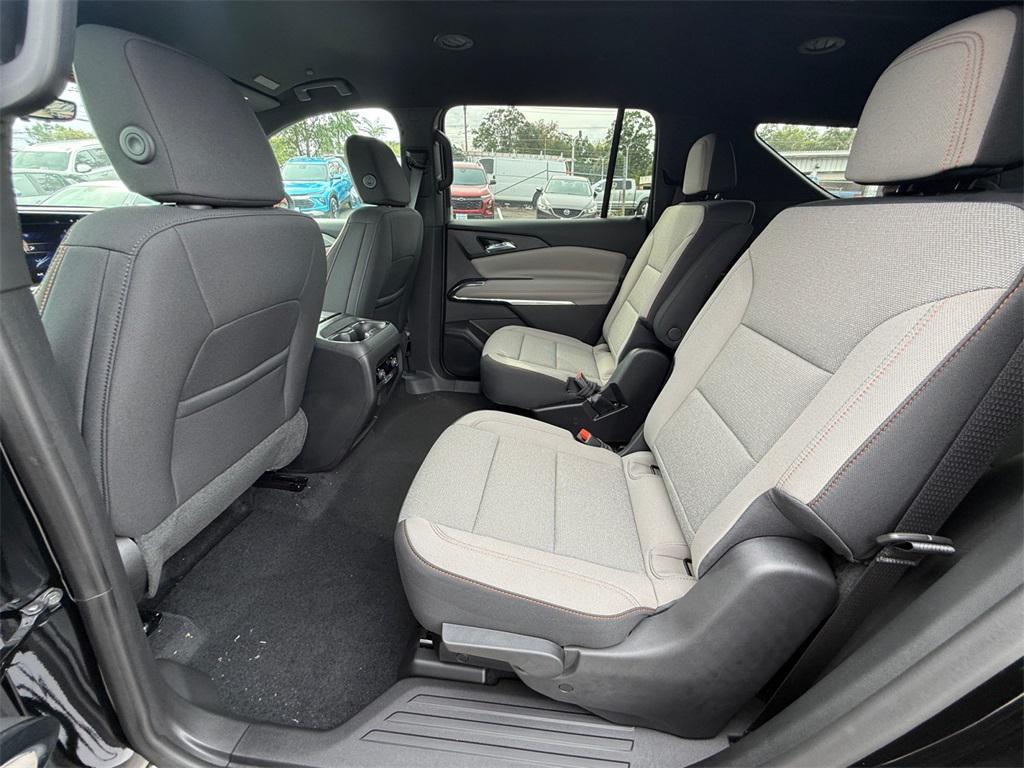new 2026 Chevrolet Traverse car, priced at $41,558