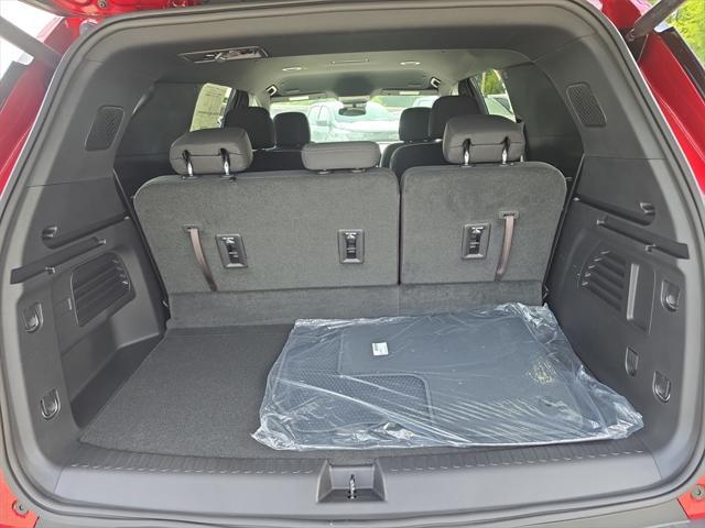 new 2025 Chevrolet Traverse car, priced at $38,555