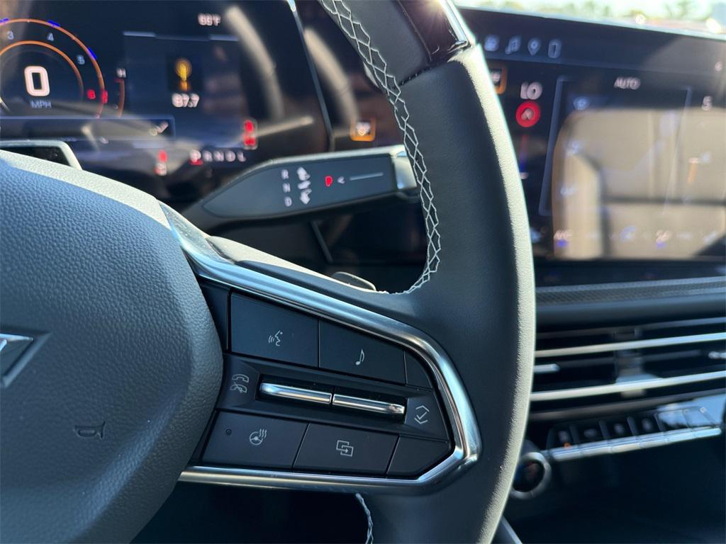 new 2026 Chevrolet Traverse car, priced at $59,389