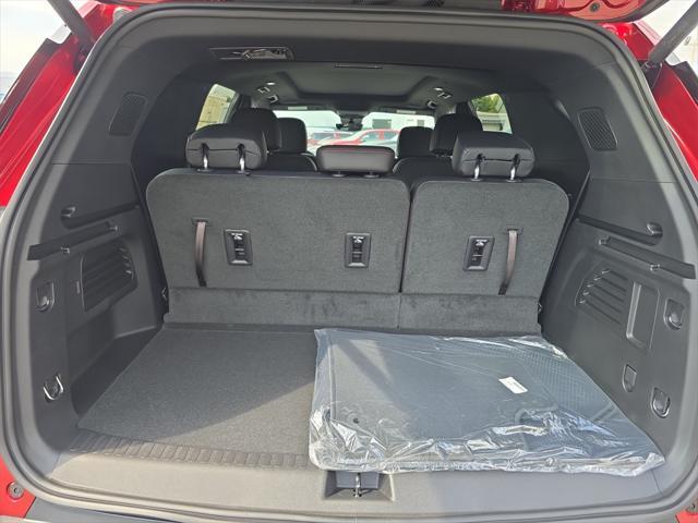new 2025 Chevrolet Traverse car, priced at $56,866