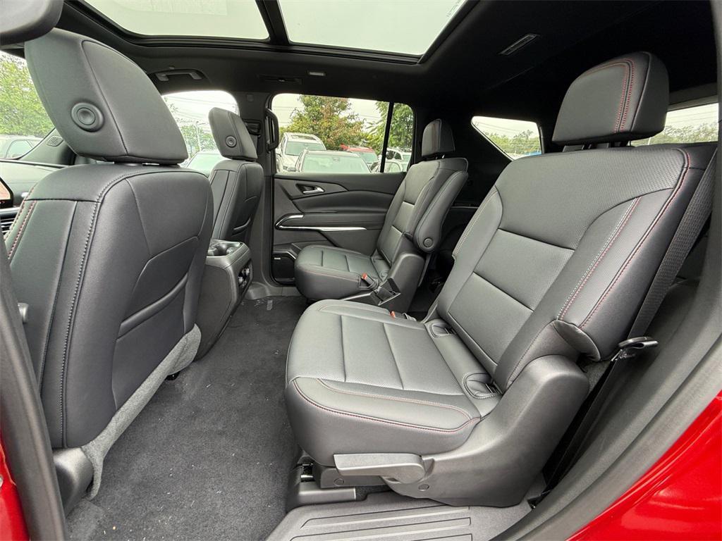 new 2025 Chevrolet Traverse car, priced at $51,875