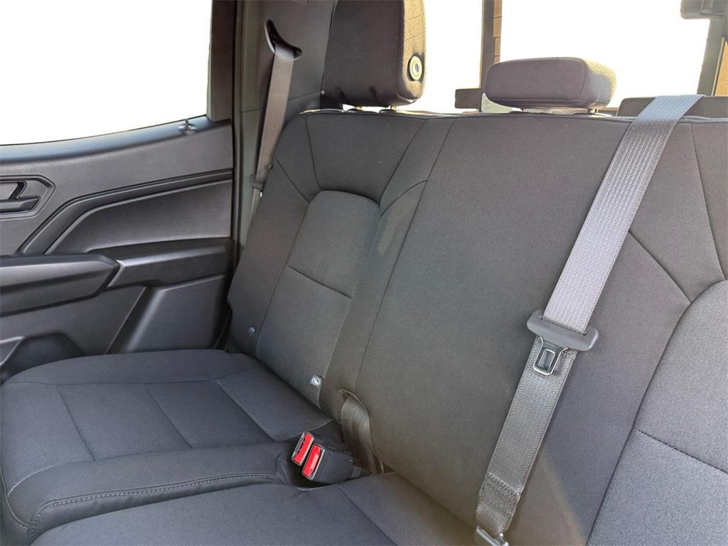 new 2026 Chevrolet Colorado car, priced at $33,435