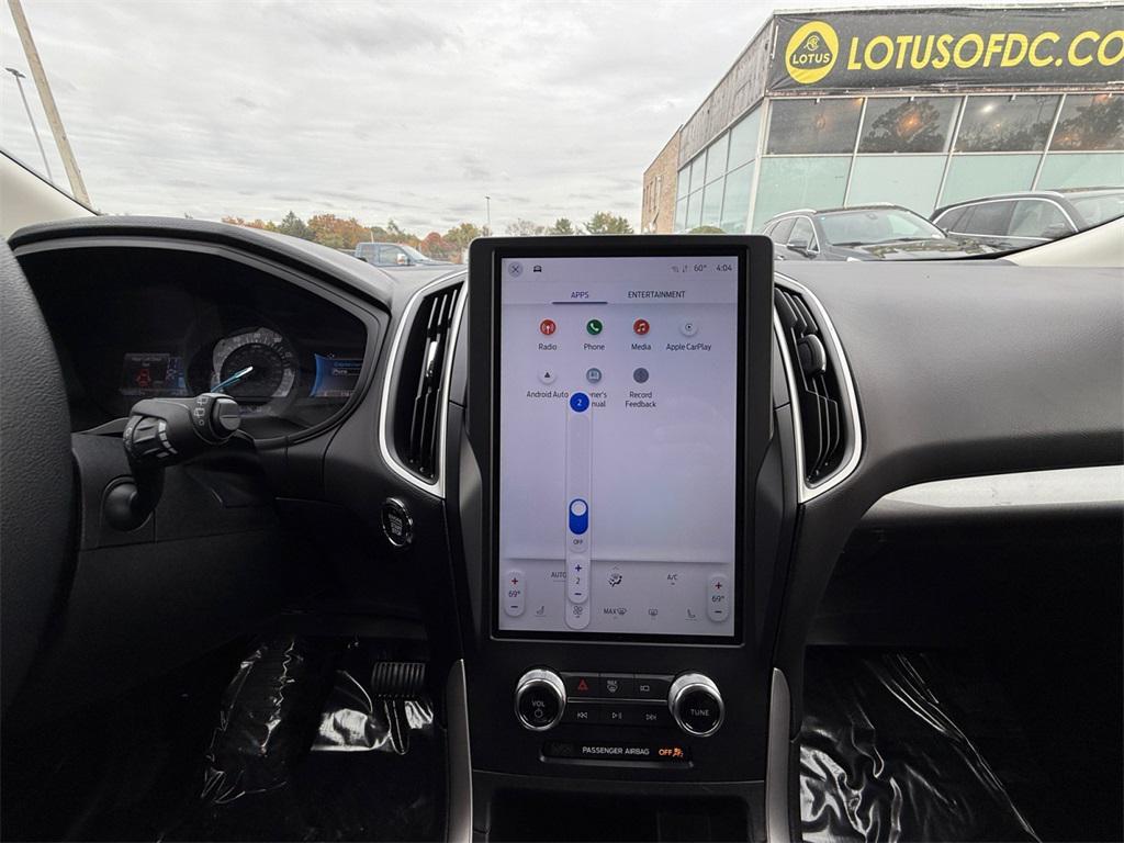 used 2024 Ford Edge car, priced at $22,500