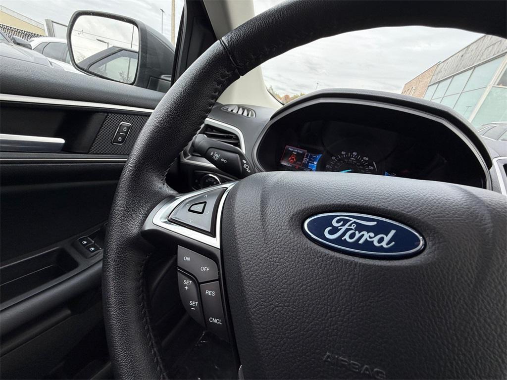 used 2024 Ford Edge car, priced at $22,500