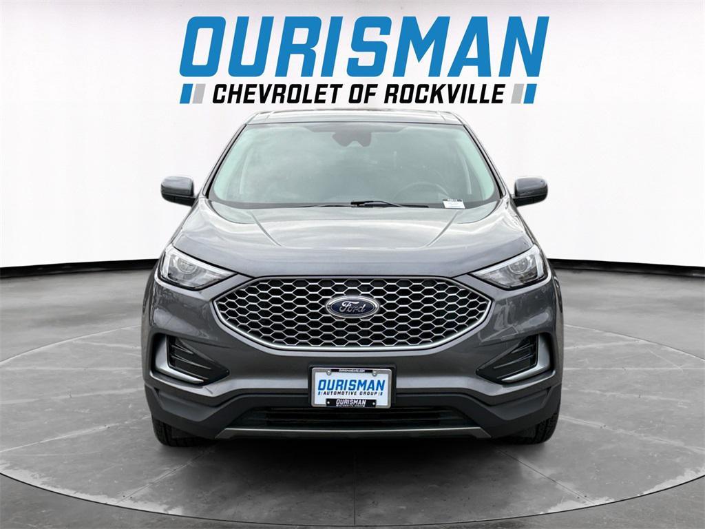 used 2024 Ford Edge car, priced at $22,500