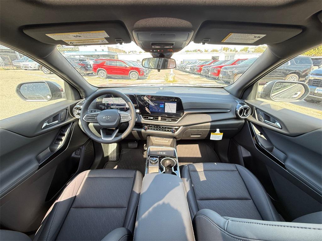 new 2026 Chevrolet Equinox car, priced at $33,920