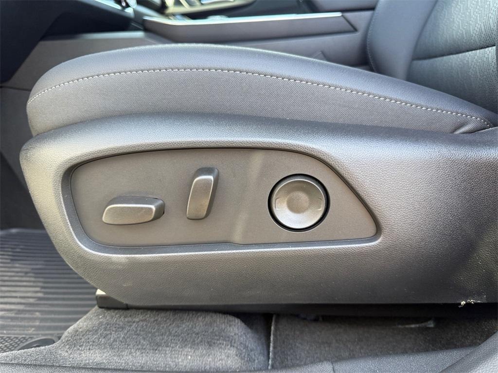 new 2026 Chevrolet Equinox car, priced at $33,920
