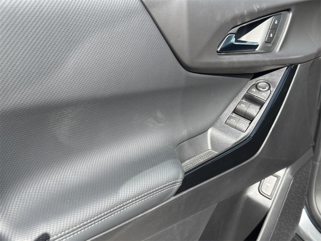 new 2026 Chevrolet Equinox car, priced at $33,920