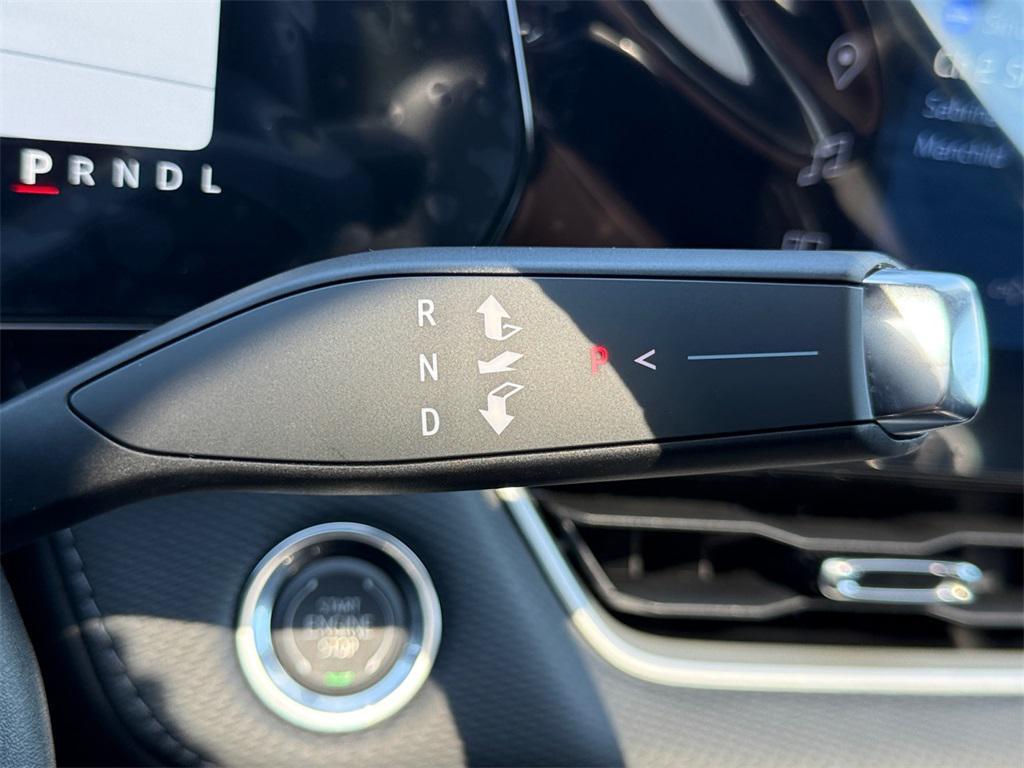 new 2026 Chevrolet Equinox car, priced at $33,920