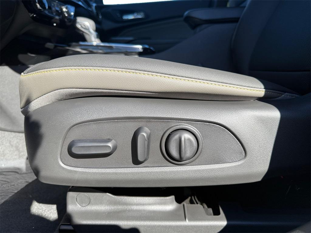 new 2026 Chevrolet Trax car, priced at $26,966