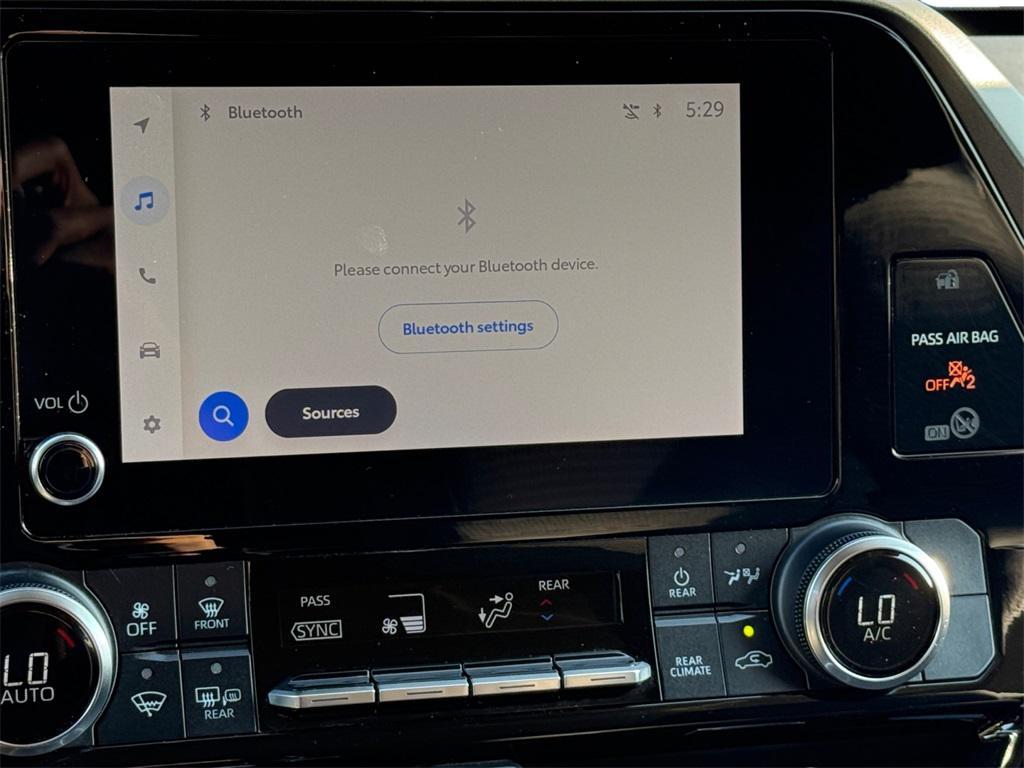 used 2024 Toyota Highlander car, priced at $36,000