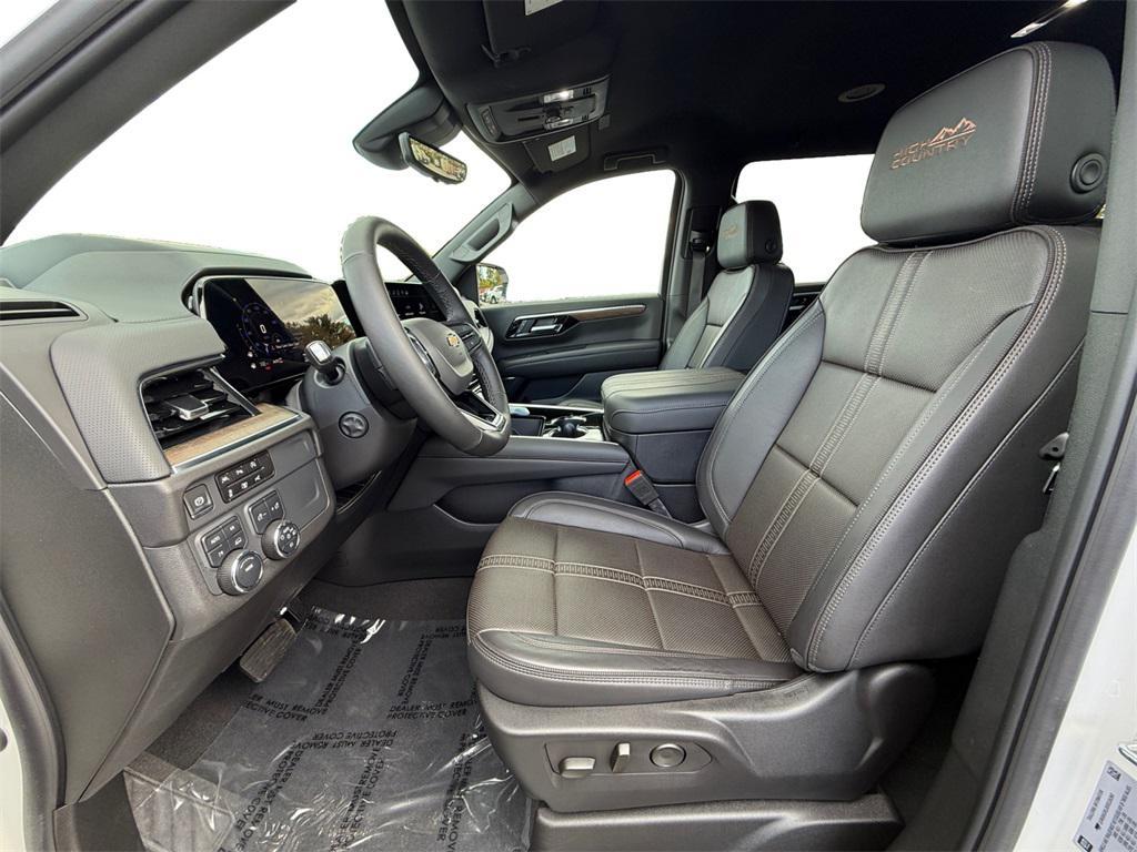 new 2025 Chevrolet Suburban car, priced at $75,939