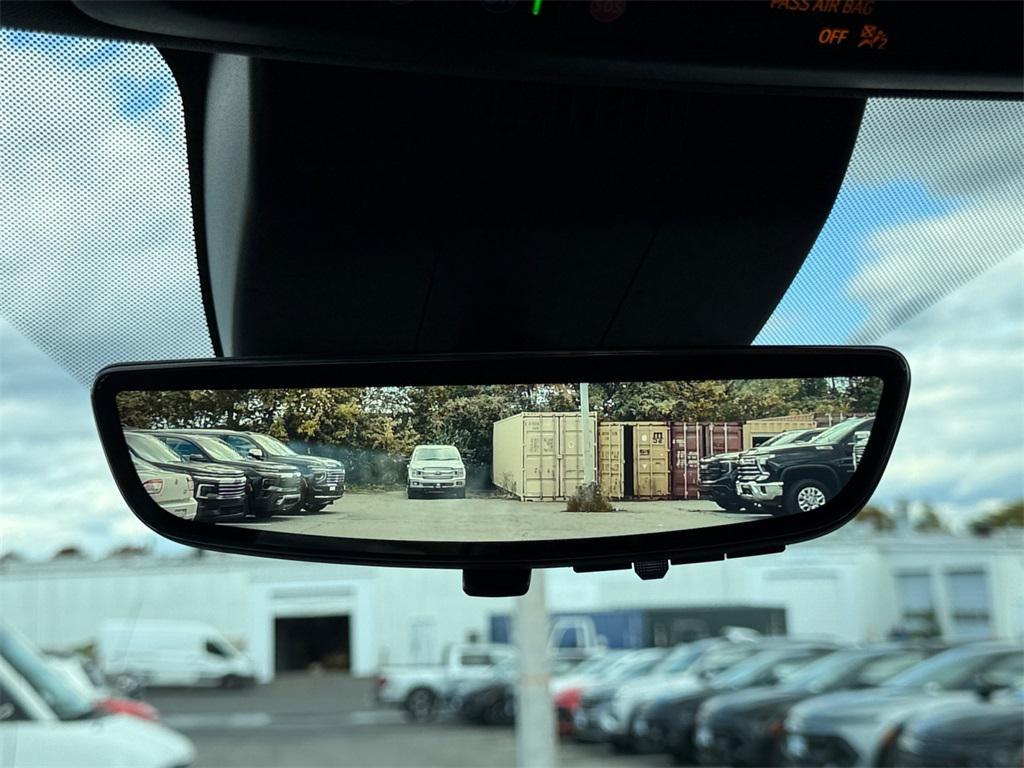 new 2025 Chevrolet Suburban car, priced at $75,939