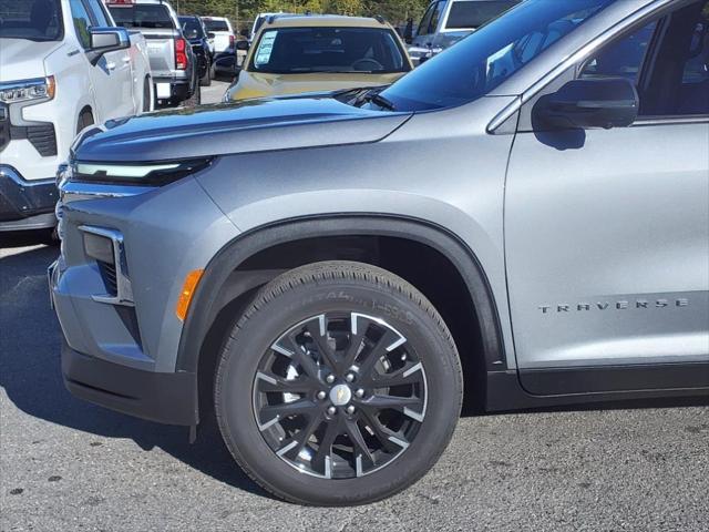 new 2024 Chevrolet Traverse car, priced at $42,142