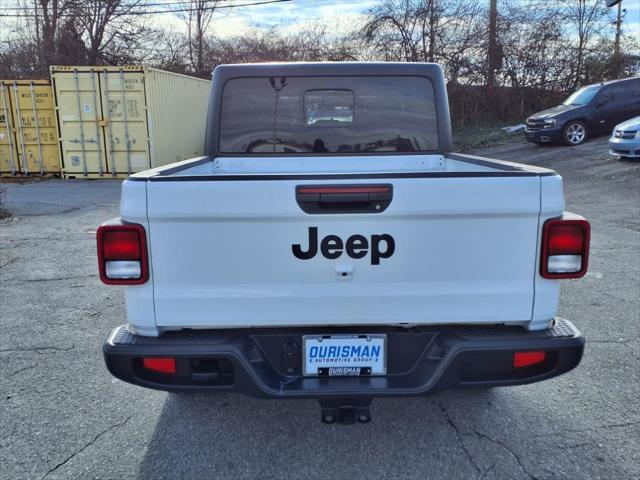 used 2022 Jeep Gladiator car, priced at $34,000