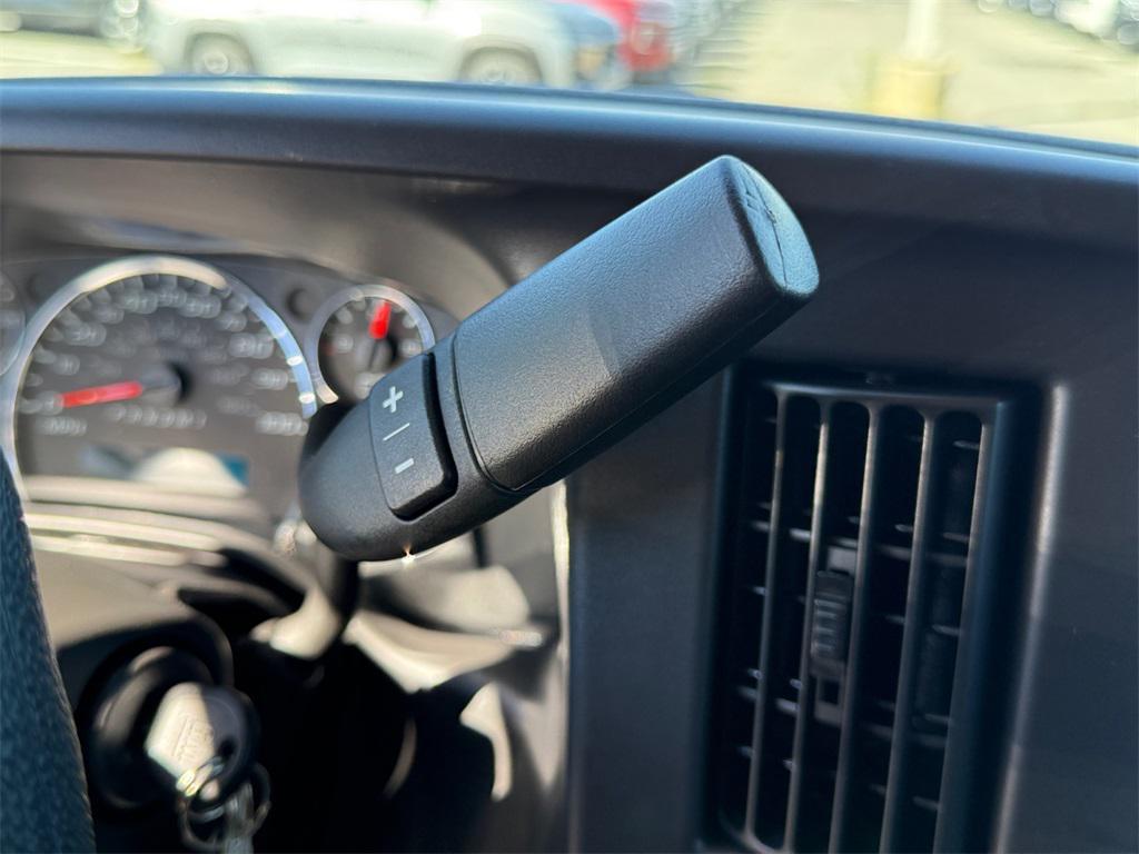 new 2025 Chevrolet Express 2500 car, priced at $40,995