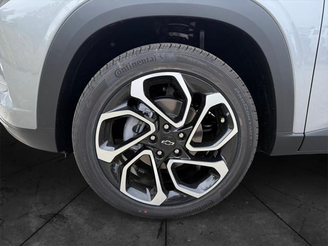 new 2025 Chevrolet Trax car, priced at $25,608