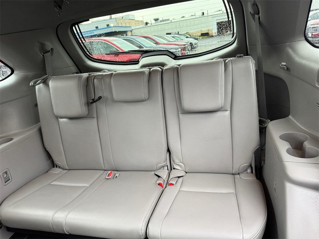 used 2016 Toyota Highlander car, priced at $19,000