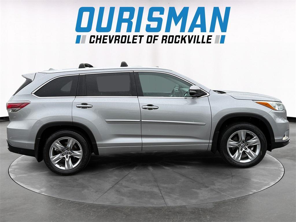 used 2016 Toyota Highlander car, priced at $19,000