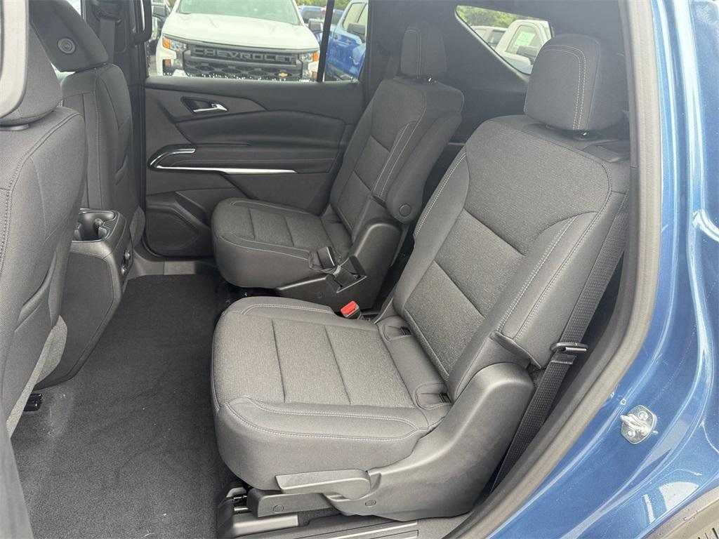new 2026 Chevrolet Traverse car, priced at $42,163
