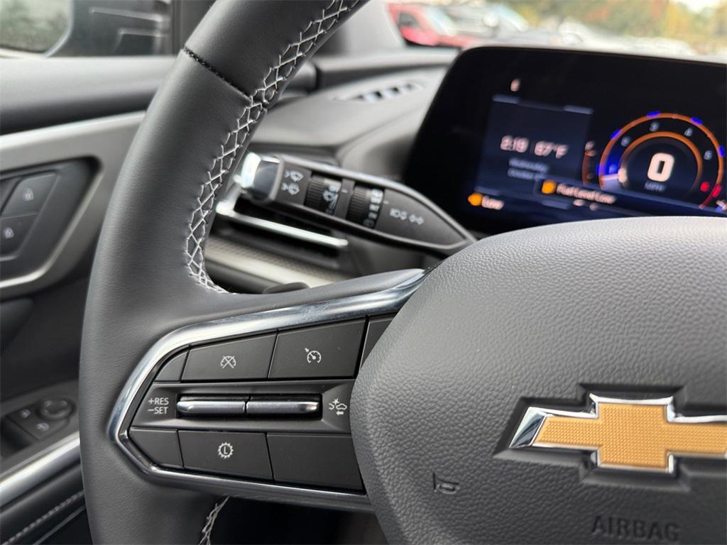 new 2026 Chevrolet Traverse car, priced at $37,420