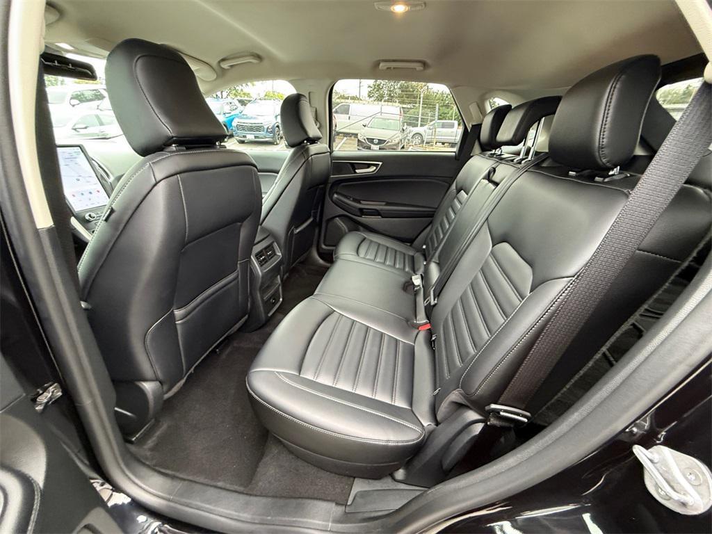 used 2024 Ford Edge car, priced at $25,500