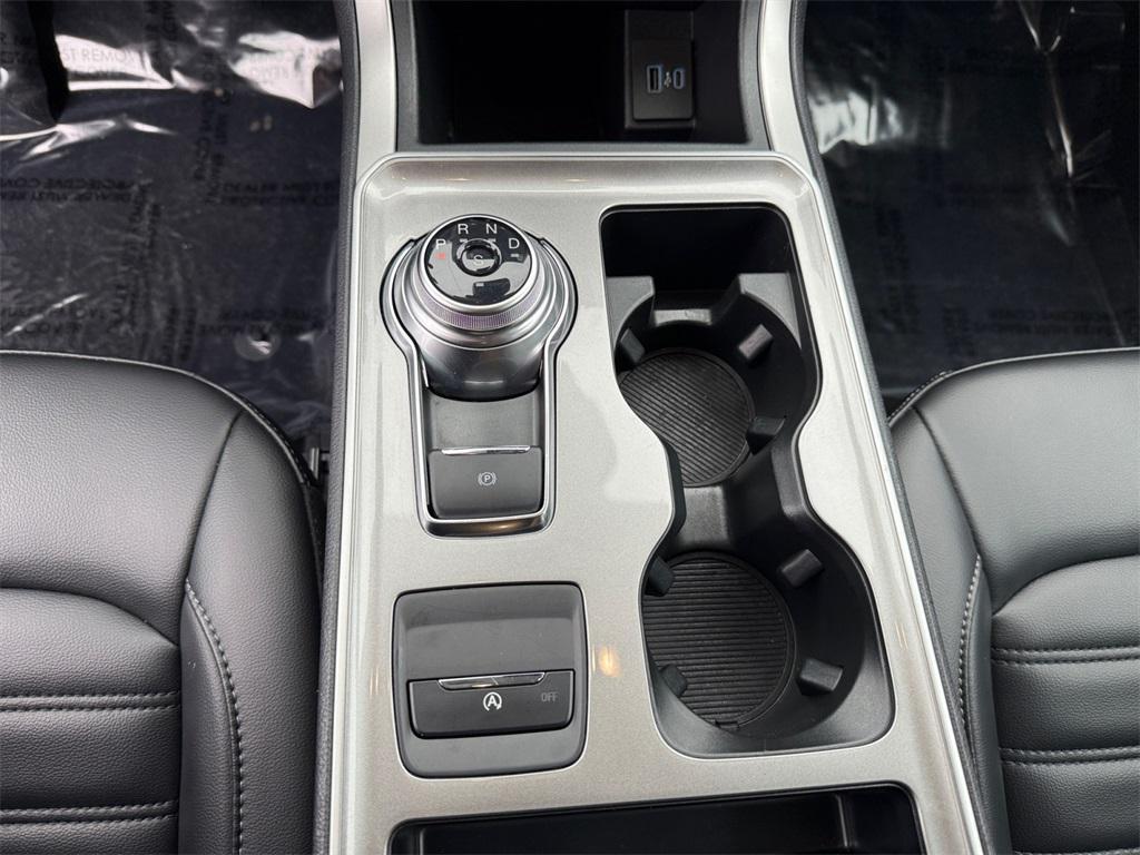 used 2024 Ford Edge car, priced at $25,500
