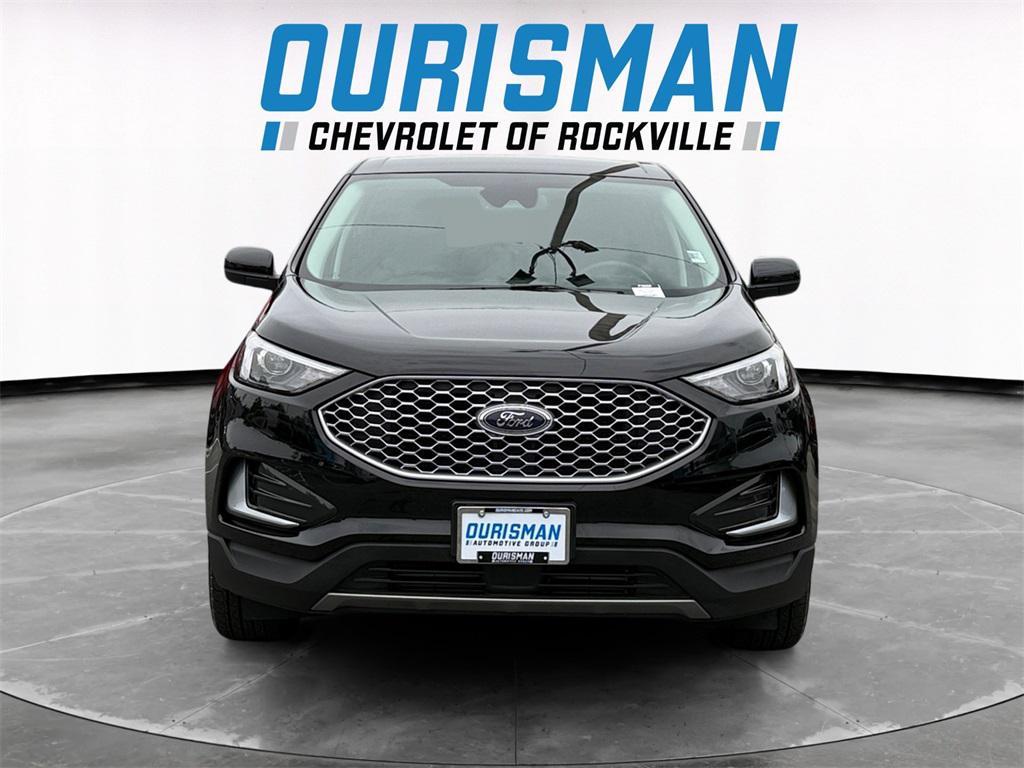 used 2024 Ford Edge car, priced at $25,500