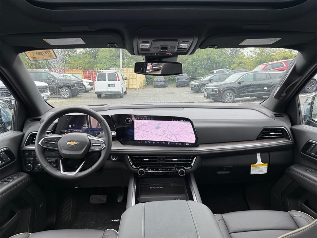 new 2025 Chevrolet Suburban car, priced at $75,609