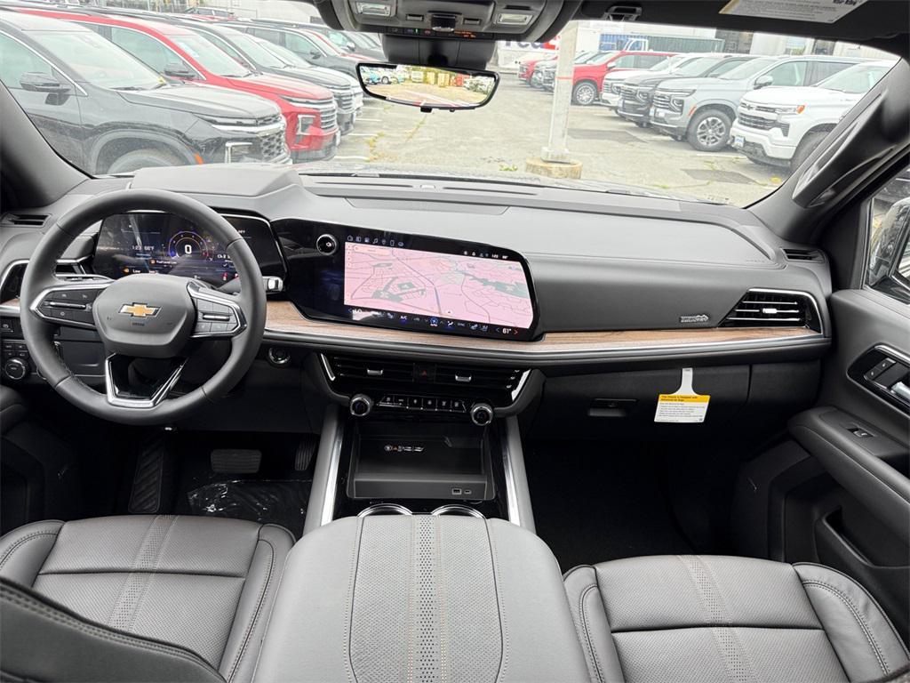 new 2025 Chevrolet Suburban car, priced at $76,795