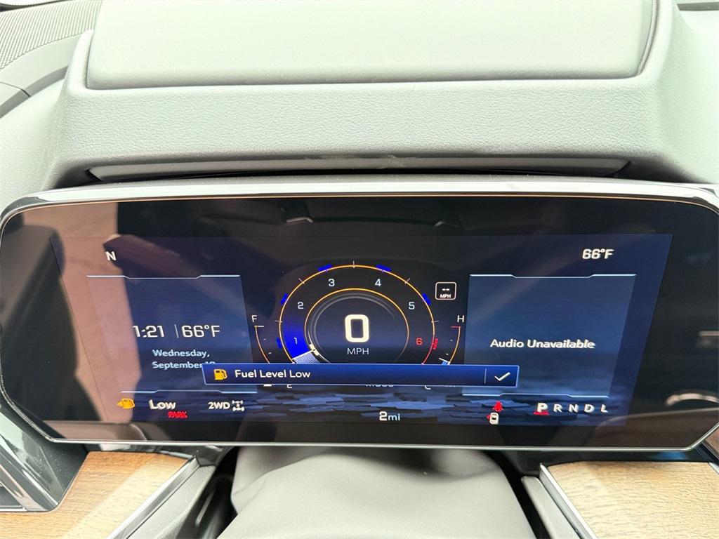 new 2025 Chevrolet Suburban car, priced at $76,795