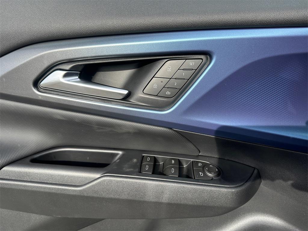 new 2026 Chevrolet Equinox EV car, priced at $38,895